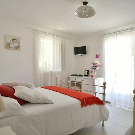 Πανσιόν La Terrazza Sulla Rupe Relais 4*