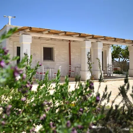 La Terrazza Sulla Rupe Relais ゲストハウス オストゥーニ