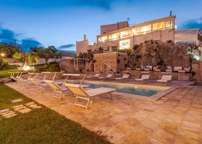 La Terrazza Sulla Rupe Relais אוסטוני